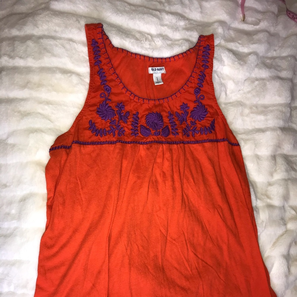 Old navy women’s large embroidered top